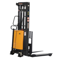Gerbeur pour chariot &eacute;l&eacute;vateur, Fonctionnement &eacute;lectrique, Capacit&eacute; 2000 lb, Lev&eacute;e max 118" R.M.G. Prévention