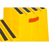 Escabeau industriel, 2 marches, 26" x 22-7/16" x Hauteur 19-11/16" R.M.G. Prévention