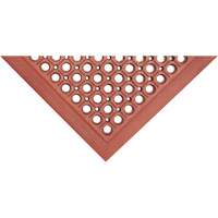 Competitor Series Mats, Slotted, 3' x 5' x 7/8", Orange, Natural Rubber R.M.G. Prévention