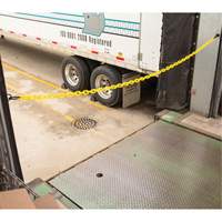 Trousse de chaîne de s&eacute;curit&eacute; pour quai de chargement, Plastique R.M.G. Prévention