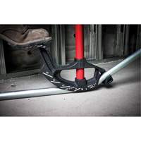 Machine &agrave; plier les conduits en fer R.M.G. Prévention