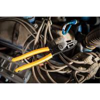 PITBULL Dipped Handle Lineman's Pliers R.M.G. Prévention