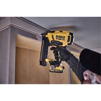 Cloueuse de finition sans fil cal 18 XR, 20 V, Lithium-ion R.M.G. Prévention