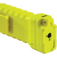 Lampe de poche &agrave; angle droit, DEL, 336 lumens, Piles AA R.M.G. Prévention