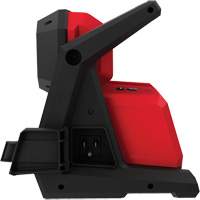 Projecteur d'illumination &agrave; alimentation double M18 Rover, DEL, 2000/4000/1200 lumens, Boîtier en Plastique R.M.G. Prévention