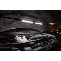 Baladeuse sous-capot pliante, Crochet, Rechargeable, 1400 lumens R.M.G. Prévention