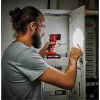 Lampe de poche &agrave; DEL sans fil 18V (outil seulement), DEL, 280 lumens, Bloc-pile Rechargeable R.M.G. Prévention